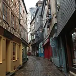 Rue Des Lingots Honfleur