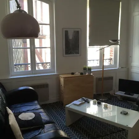 Apartment Rue Des Lingots